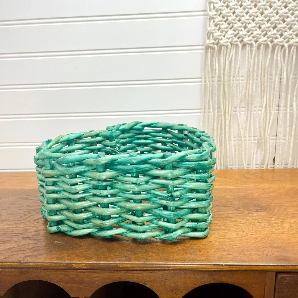 Vintage Green‎ Heart Wicker Basket: Boho Wall Decor